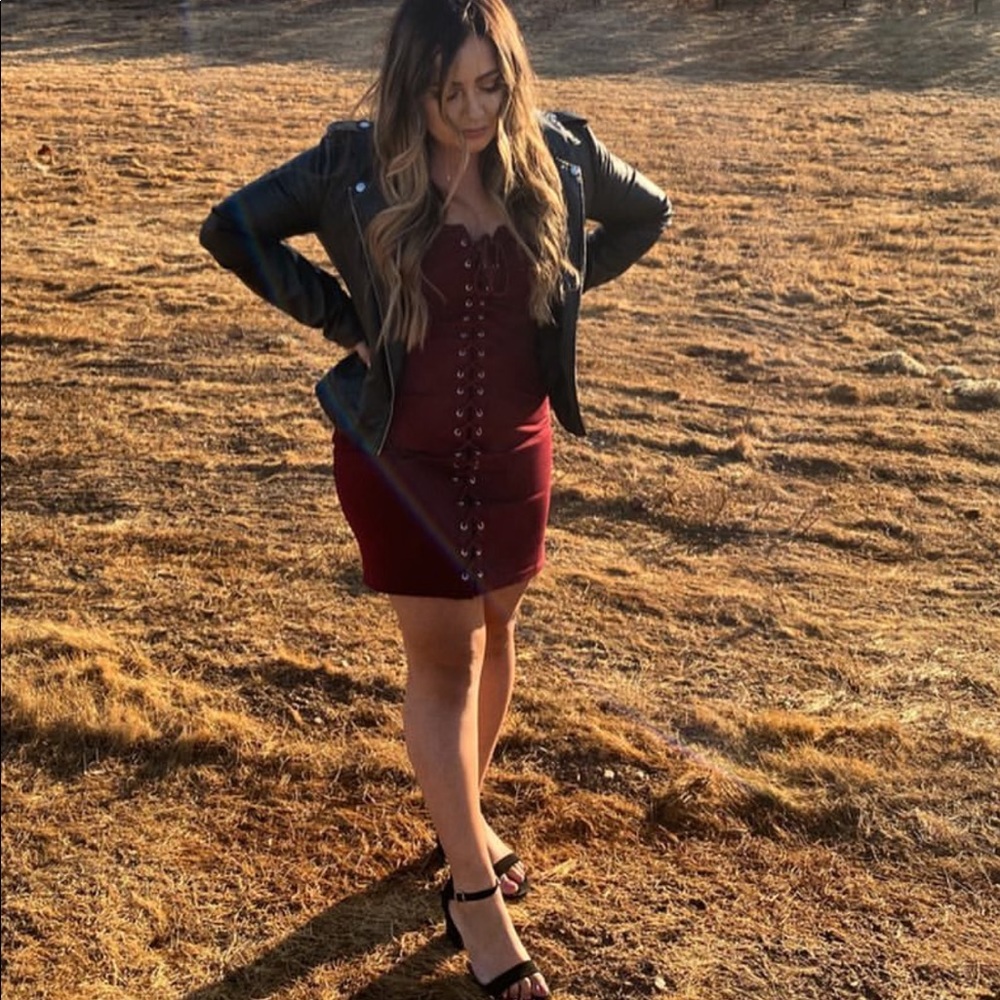 Burgundy fashion nova criss cross wrap up dress